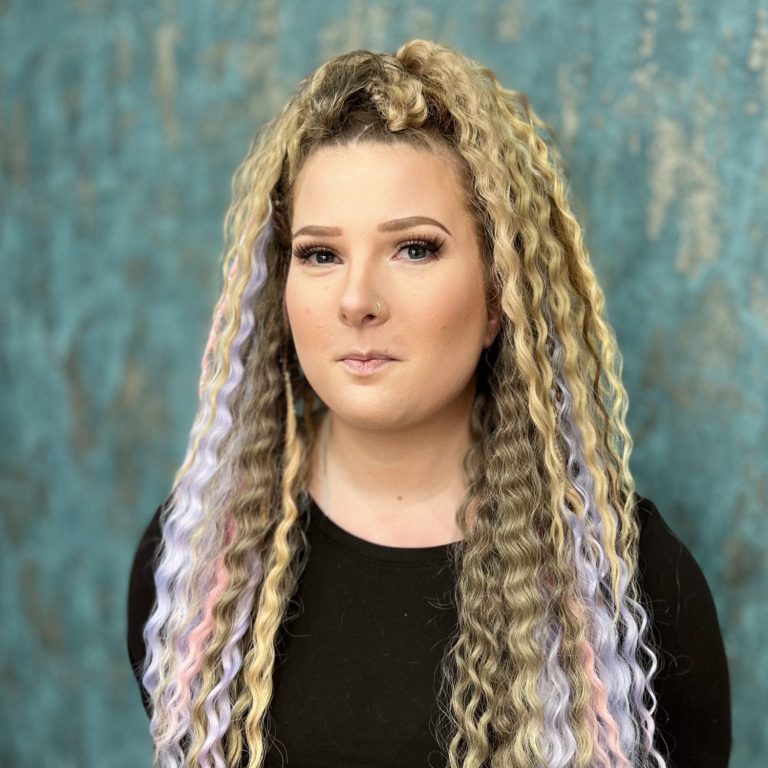 Professionelle Afrolocken Haarverlängerung bei AfroCurlyDream in Haan